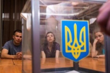 Зедепутатам у Києві юристи перераховували дивні внески