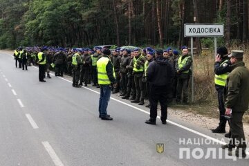 У лісі поблизу місця замаху на Шефіра поліцейські знайшли труп