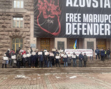Біля Київради відбувся мітинг із вимогою припинити знищення заказників
