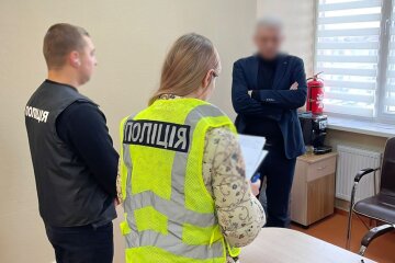 Проректора київського вишу викрили на хабарі
