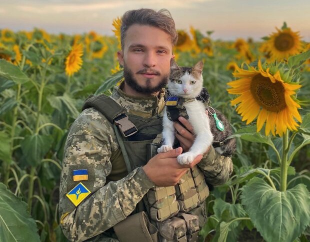 Військовослужбовець та його бойовий кіт проведуть тренування у Києві — деталі