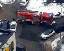 У Києві “герої паркування” заблокували проїзд пожежникам