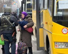 На Луганщині триває евакуація населення: у Попасній не стихає вогонь