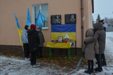 В одному з сіл Київщини відкрили пам’ятну дошку військовому Валентину Льодовому