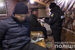 У столиці чотирьох осіб затримали за викрадення іноземця (відео)