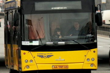 Через слідчі дії щодо стрілянини на бульв. Вацлава Гавела — змінено рух автобусів