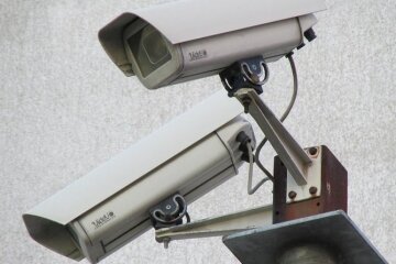 Київщина інвестує у спецтранспорт і тотальне відеоспостереження