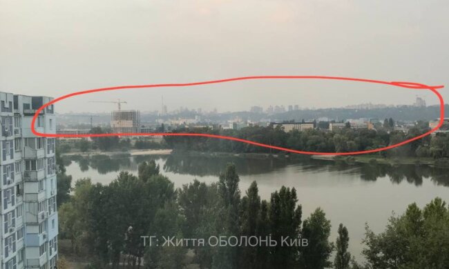 На Оболоні та в інших районах Києва фіксується сильний ранковий смог, від якого важко дихати